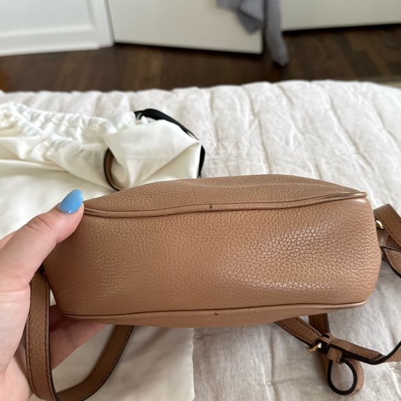 Gucci Tan Marmont Leather Crossbody Bag pebbled leather - Picture 5 of 7